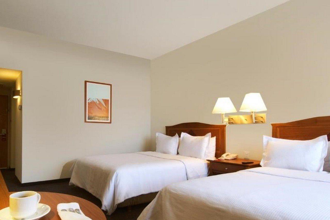 Fiesta Inn Express San Luis Potosi Oriente מראה חיצוני תמונה