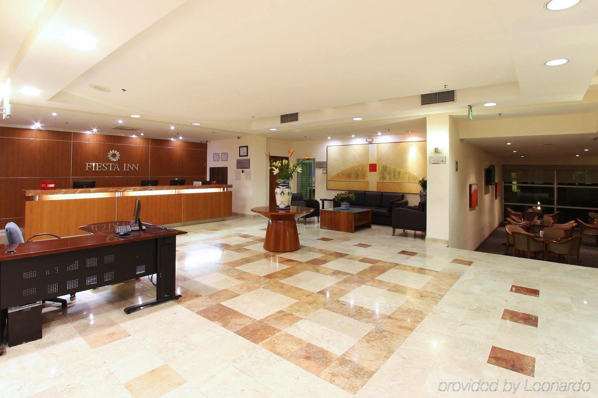 Fiesta Inn Express San Luis Potosi Oriente מראה חיצוני תמונה